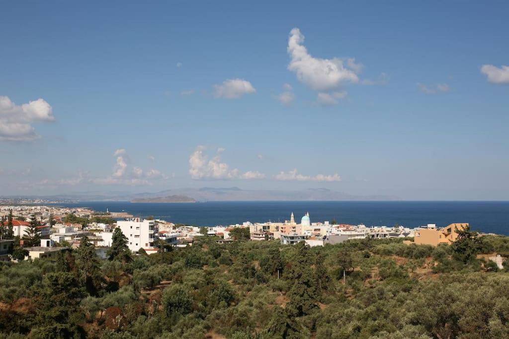 Wide-View & Quiet Apartment Chania Ханя Екстериор снимка