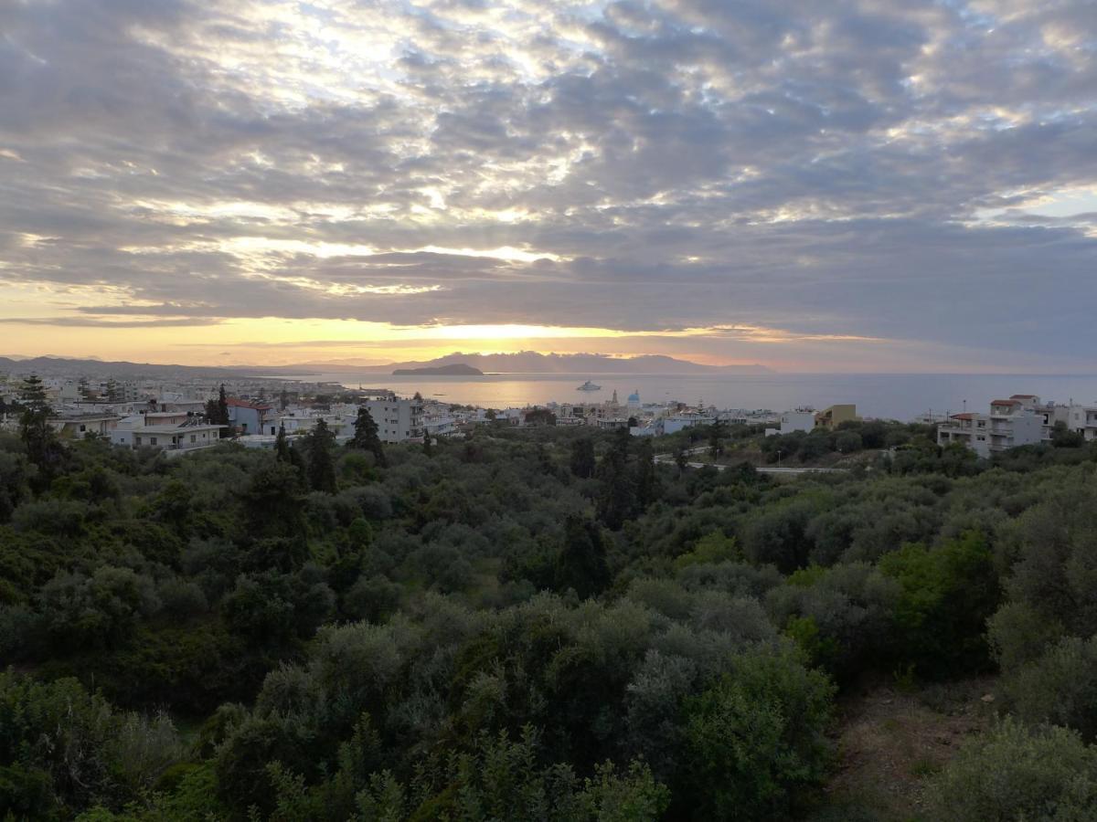 Wide-View & Quiet Apartment Chania Ханя Екстериор снимка